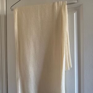 New DOLMA CASHMERE Wrap/Scarf -handmade in Nepal -Ivory 26 x 76